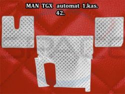 Koberce koženkové prošívané pro MAN TGX automat - červené