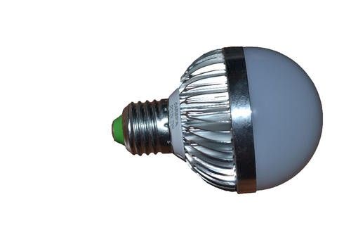 LED žárovka CARSPA BL-D-7WW 7W 12V E27 840Lm 2700-3500K teplá bílá
