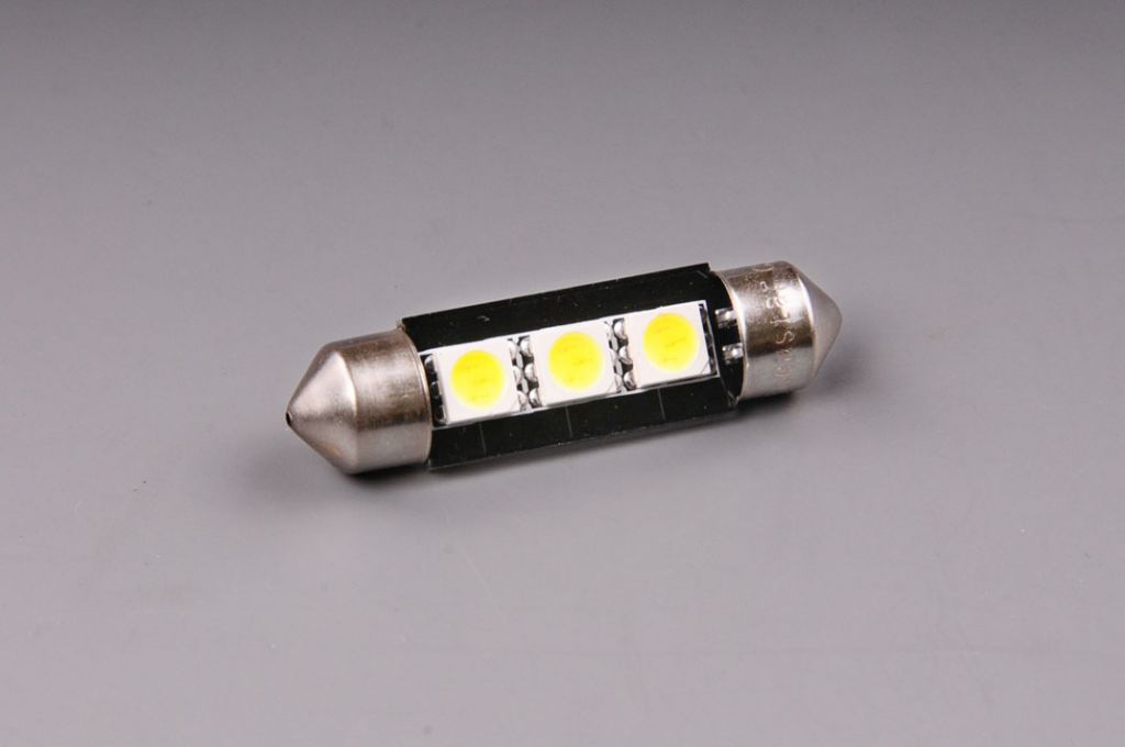 Žárovka LED 24V 10W SV 10x39mm čirá 3xLED 5050