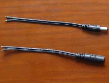Pár konektorů 2,5 / 5,5 mm, 15cm kabel